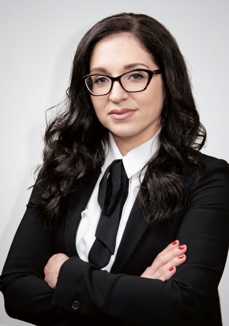 Portrait of Dr. Yana Shtern, MD